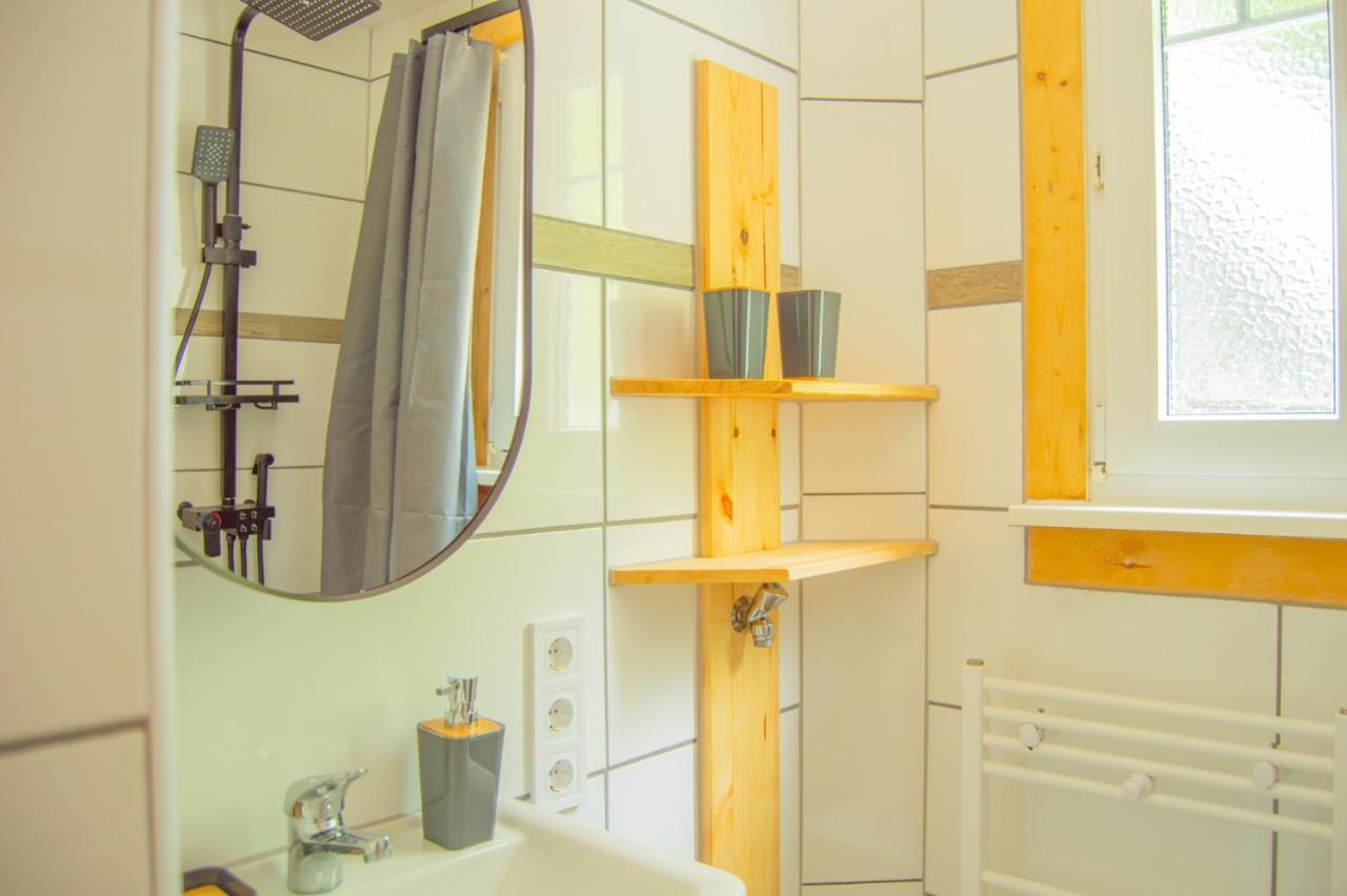 Wellnessoase Mitten In Der Wasserfallstadt Triberg Triberg im Schwarzwald Екстериор снимка
